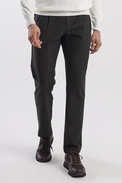 Jakamen Μαύρο παντελόνι Comfort Fit με διπλό πτερύγιο τσέπης με πλισέ πλαϊνή τσέπη