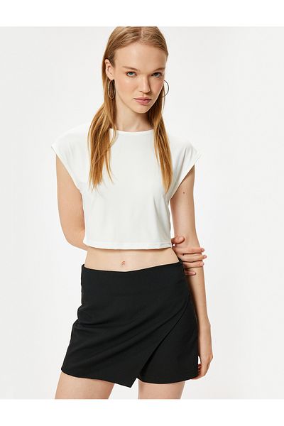 Koton Slim Fit Crew NecK Crop T-shirt - Short Sleeve