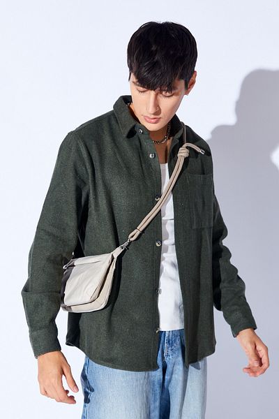 Manche Stamp Acrylic Soft Textured Plain Oversize Winter Men's Outer Shirt |   Khaki Mew 129528 -01