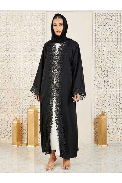 Anthrilo By Styli عباية مطرزة بالدانتيل