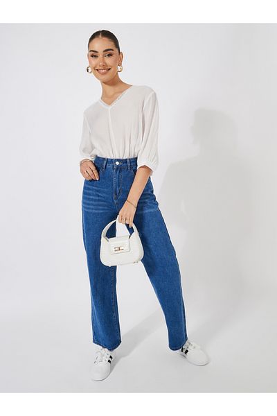 Styli Solid V-Neck Bodysuit with Balloon Sleeve