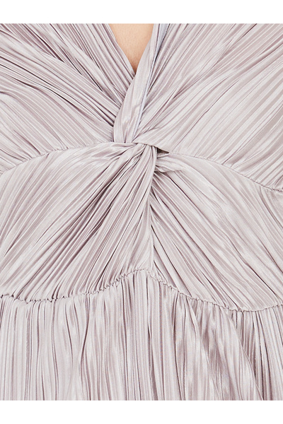 Styli Pleated Front Twist Detail Jumpsuit