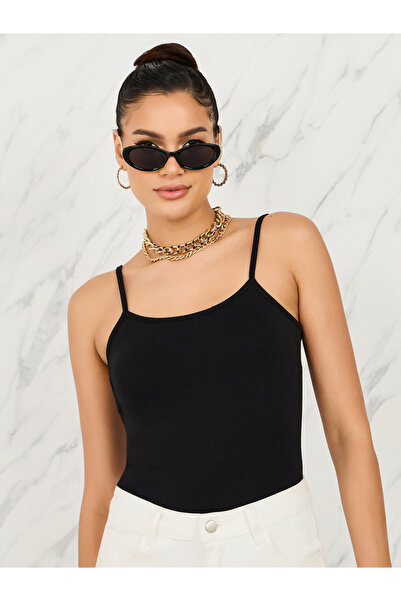 Styli Fitted Solid Scoop Neck Strappy Tank