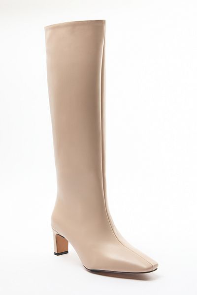 TRENDYOL SHOES Beige Damenstiefel mit dünnem Absatz – TAKAW25CZ00002
