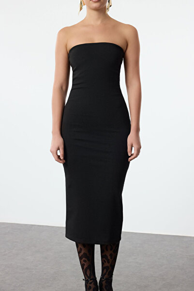 Kolekcia Trendyol Black Body Sitting Midi Večerné šaty Večerné šaty na promócie TPRAW25EL00103