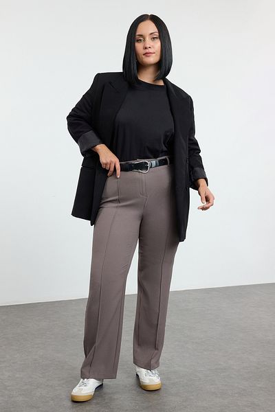 Trendyol Curve Graue Hose mit spanischem Bein und hoher Taille – gerippter Detail, gewebter Stoff TBBAW25AR00012