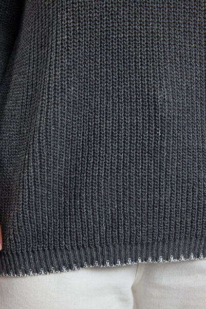 Trendyol Curve Antracit kötöttáru pulóver - varrással, TBBAW25AN00051