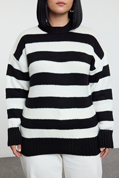 Trendyol Curve Black-White Striped Knitwear Sweater Tbbaw25An00053