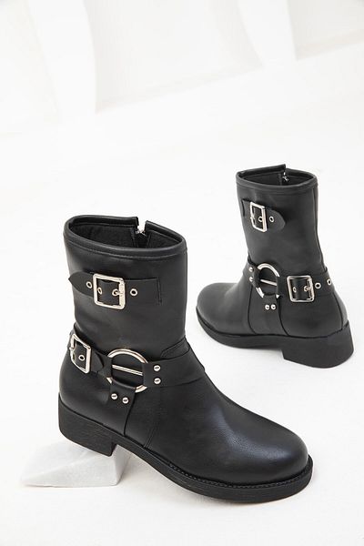 SOHO Schwarze Damenstiefel – Modell Bootie von 1982