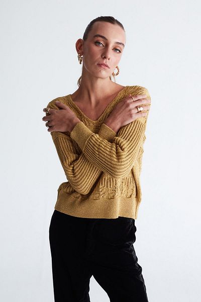 Peraluna Scarlet V-Neck Glitter Leaf Pattern Μακρυμάνικο Γυναικείο Πλεκτό Πουλόβερ - Χρυσό