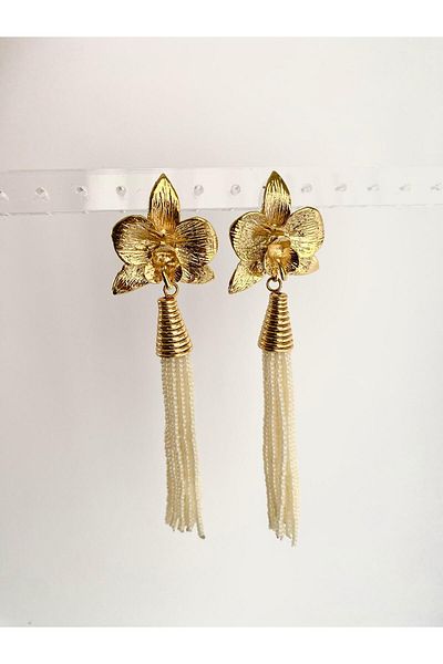 ı feel free more then ever that moment Lily Flower Design Tassel Earrings - Ecru