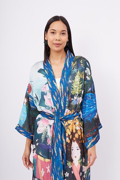 Peraluna Magic Moments Satin Women's Long Kimono - Printed and Multicolored