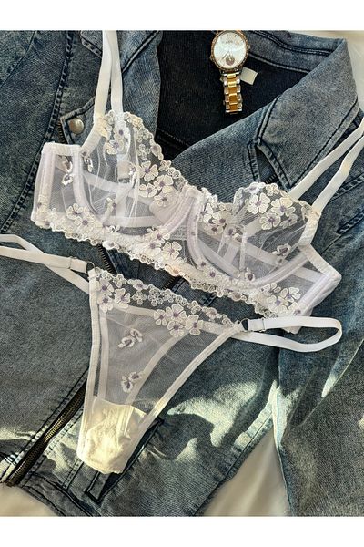 İNKO İÇ GİYİM Set de sutien din tul cu sârmă florală (tanga sutien)