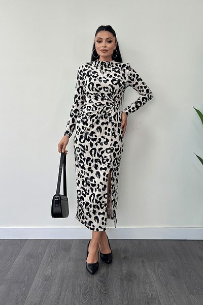 giyimmasalı Crepe Patterned Fabric Twist Detailed Pencil Dress - Black