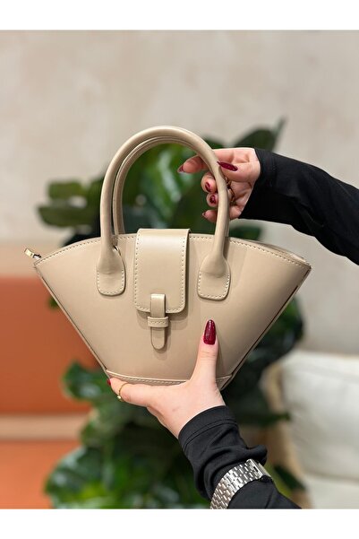 MODA ÜÇGEN KADIN KOL ÇANTASI BEJ RENGİ