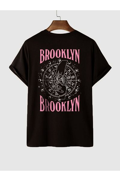 SUNFREE Μπλουζάκι Brooklyn Horoscope - Μαύρο εμπριμέ κοντό μανίκι με λαιμόκοψη