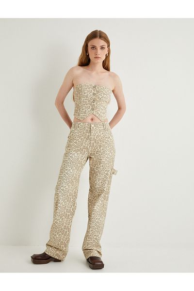 Koton Baumwollhose mit Leopardenmuster – gerades Bein, Taschen und Knöpfe