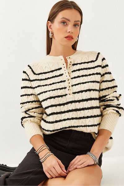 Bianco Lucci Women's Button Detailed Hair Braided Striped Sweater 85001008