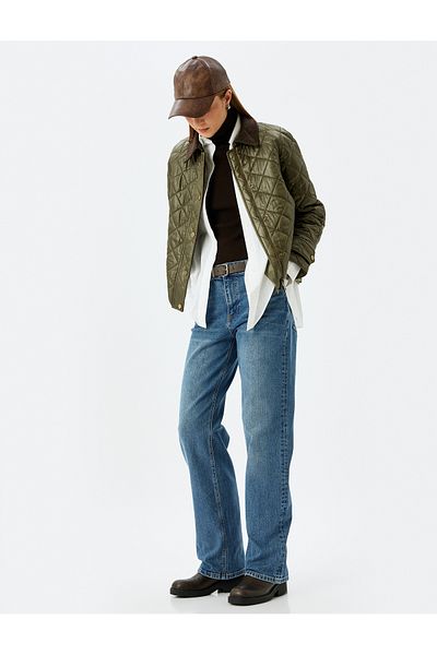 Koton Regular Waist Pocket Buttoned Cotton Mom Fit Jeans
