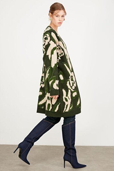 Tığ Triko Kabartma Örgü Desenli Triko Hırka Zümrüt