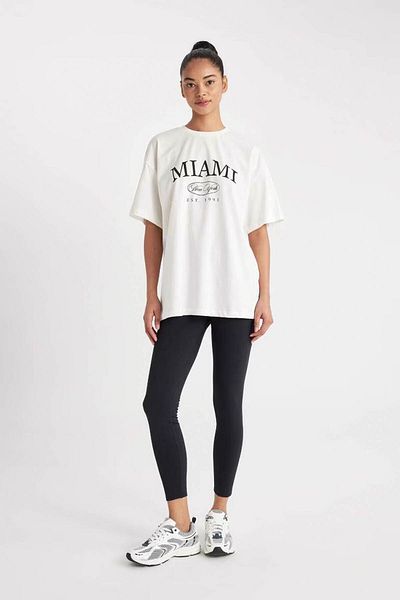 DeFacto Schwarze Sport-Leggings mit hoher Taille und weichen Federn – W8206az23au
