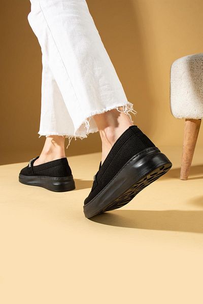 ShoeTek Дамски мокасини с трикотажни изделия Ariana с черна верижка