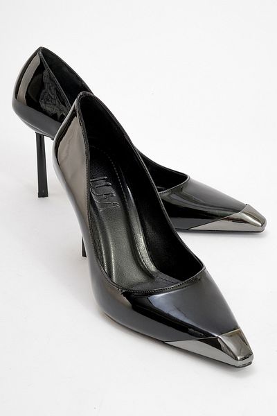 LuviShoes Γυναικεία ψηλοτάκουνα παπούτσια BRELO Μαύρα λουστρίνι