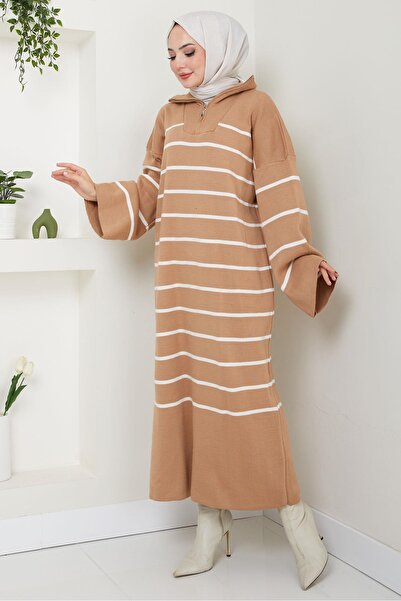 hafsamina Ριγέ ισπανικό μανίκι με φερμουάρ Trucker γιακά πλεκτό φόρεμα Camel HM2566