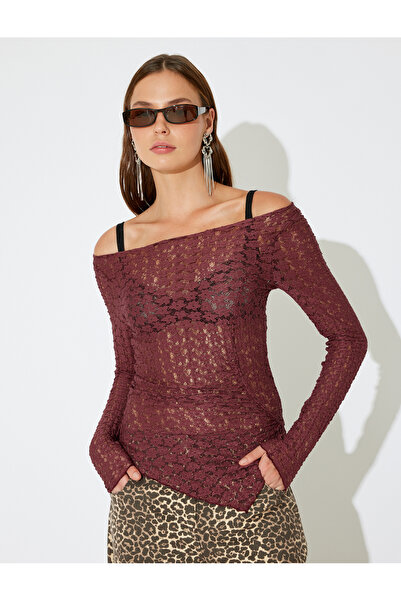 Koton X İnji – T-Shirt mit Kajak-Ausschnitt, gerafftem, strukturiertem, langärmligem Slim-Fit-T-Shirt