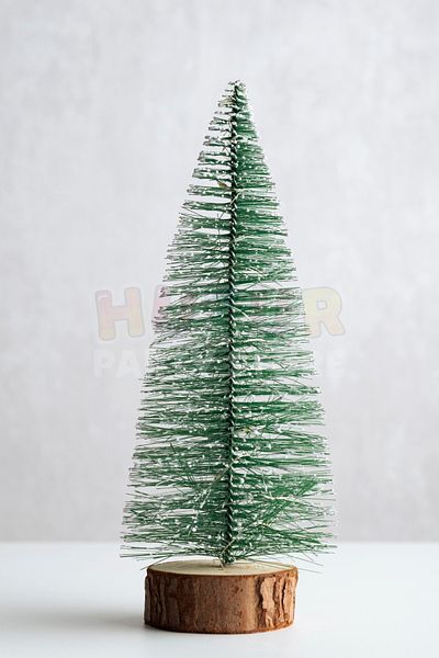 Huzur Party Store Πρωτοχρονιάτικο Τραπέζι Nevada Tree Mini Desk Pine Tree 15 cm Snowy Ends Snowy με ξύλινη βάση