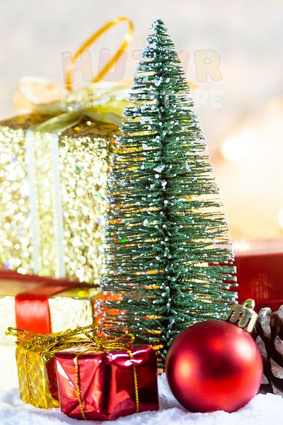 Huzur Party Store Πρωτοχρονιάτικο Τραπέζι Nevada Tree Mini Τραπέζι Πεύκο 25 εκ. Μύτες Χιονισμένο Ξύλο με Βάση Χιονισμένο