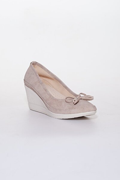 Dilimler Ayakkabı Wedge Sole Laser Cut Beige Women's Wedge Heeled Shoes