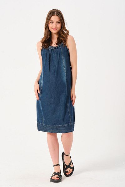 BUSA Rochie albastră de maternitate din denim - guler tricotat, mânecă zero