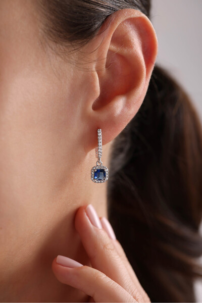 Nereze 925 Ayar Gümüş Rodyum Kaplama Sallantılı U Model Mavi Renk Kare Model Küpe