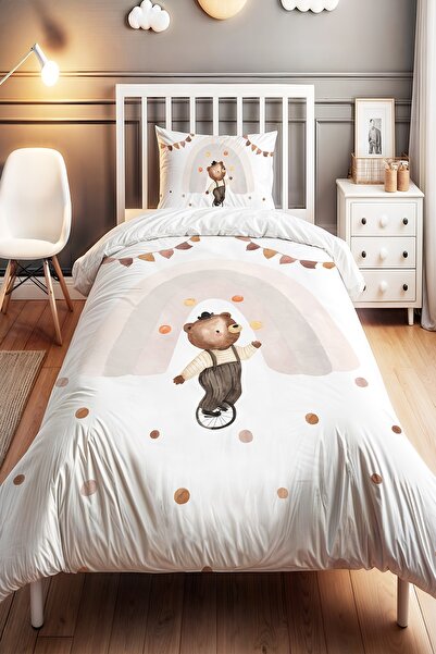 EVPANYA Gökkuşaklı Sirk Ayıcığı Desenli Tek Kişilik Bebek Çocuk Nevresim Seti