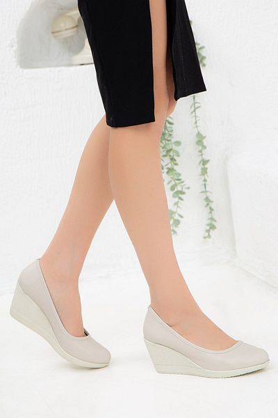 Dilimler Ayakkabı Wedge Sole Faux Leather Orthopedic Skin Γυναικεία παπούτσια με σφήνα τακούνια