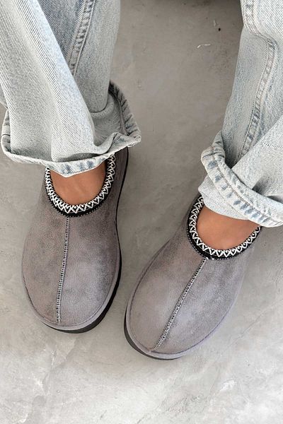 Shoebutik Šedé pantofle Cookie