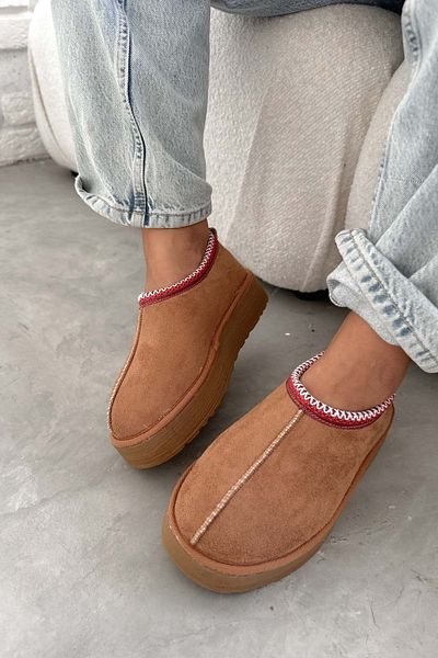 Shoebutik Cookie Tan Slippers