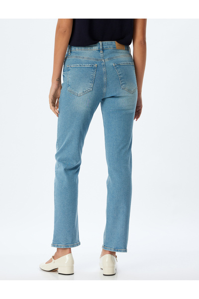 Koton Slim Fit Kot Pantolon Düz Paça Normal Bel Düğmeli Cepli Pamuklu - Slim Straight Fit Jeans