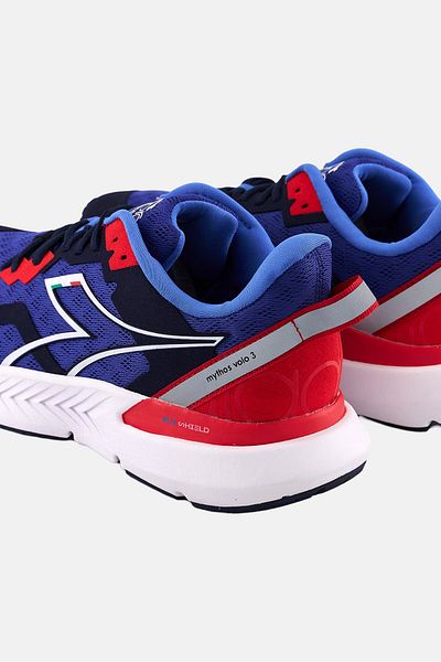 Diadora حذاء تدريب برباط للرجال، مجموعة باللون الأزرق