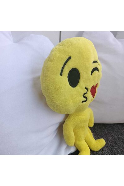 LRS STORE 29 cm Plush Emoji - Heart Kissed Man Gift for Lover Emoji Plush