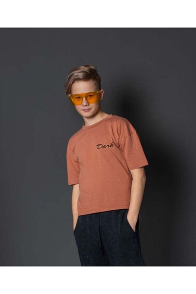 rg kidsstore Young Dark Embossed Short Sleeve T-Shirt