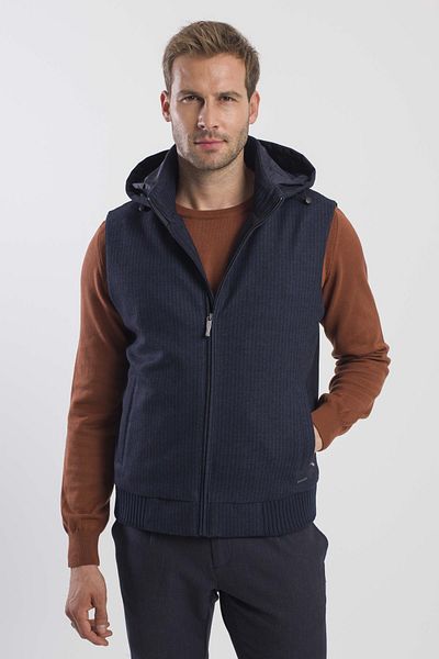 Jakamen Navy Blue Comfort Fit Patterned Removable Hooded Vest