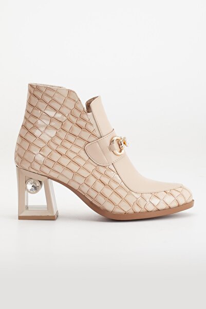 Dilimler Ayakkabı Kadın Topuklu Bot Bej Rugan Taşlı Kroko Baskılı Klasik Vardola Taban
