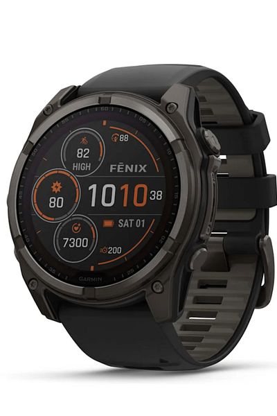 Garmin GARMIN FENIX 8 - 51 MM, SOLAR, SAPPHIRE CARBON GRAY DLC TITANIUM WITH BLACK/PEBBLE GRAY SILICONE