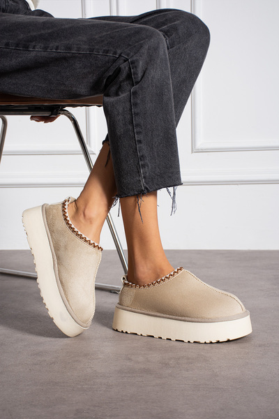 Victoria Shoes Γυναικεία παπούτσια Tazz Beige Suede Seasonal Παντόφλες Μίνι παντόφλες με χνούδι μέσα