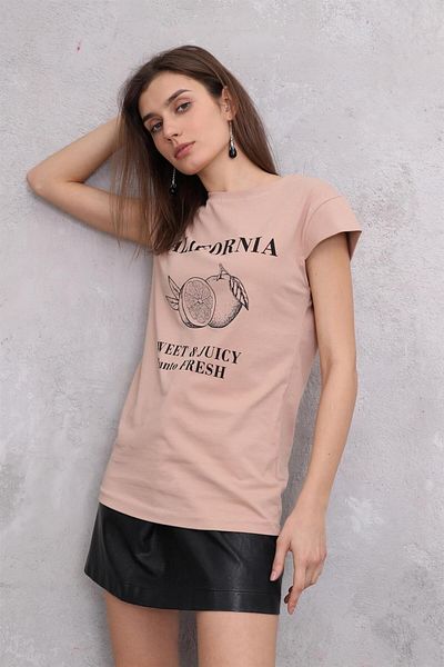 TF The Fancy For You تي شيرت نسائي فاخر برقبة دائرية وطباعة مفصلة