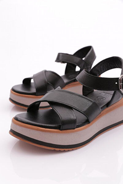 DGN Black Women's Sandals 231135108