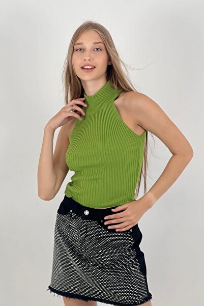 Miss Poem Women's Turtleneck Turtleneck Sleeveless Short Light Green Knitwear Crop