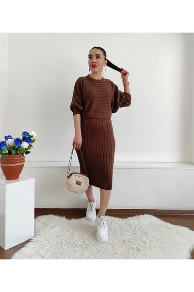 Altı Üstü Butik Φόρεμα με διπλό πλεκτό μανίκι νυχτερίδας